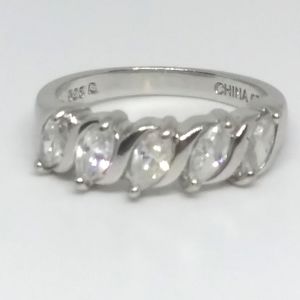 Ross Simons 925 Sterling & CZ Ring SZ 8